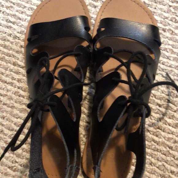 NWT Gap black gladiator sandals size 7 - Picture 5 of 12